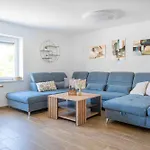 Vila Jelena - Modern Spacious Apartments Near Vintgar Gorge & Bled * Zgornje Gorje