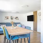 Vila Jelena - Modern Spacious Apartments Near Vintgar Gorge & Bled