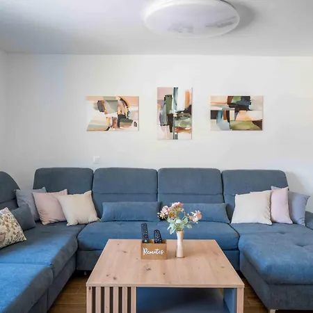 Jelena Gorje, Vintgar, Bled * Zgornje Gorje