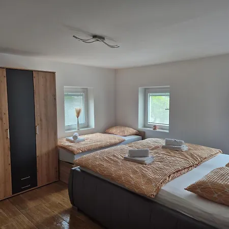 Jelena - Modern Spacious Near Vintgar Gorge & Bled Appartement