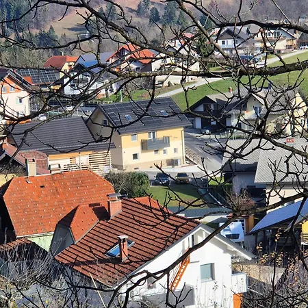 Jelena - Modern Spacious Near Vintgar Gorge & Bled Appartement