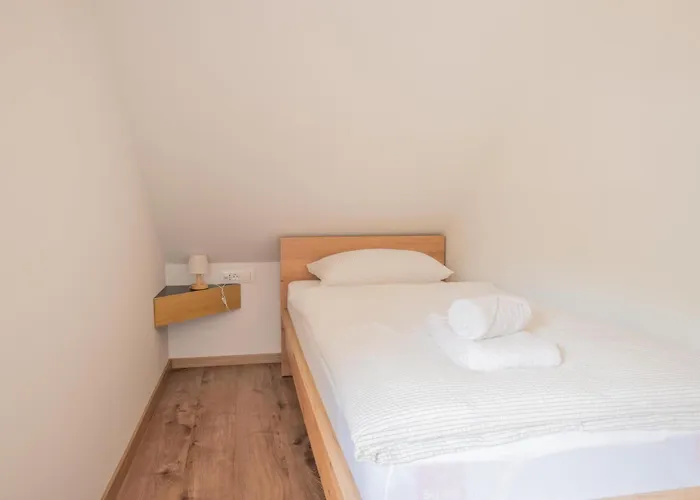 Jelena Gorje, Vintgar, Bled